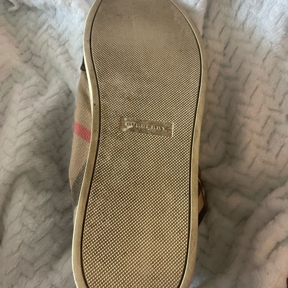 Authentic mens burberry sneakers - Picture 2 of 4